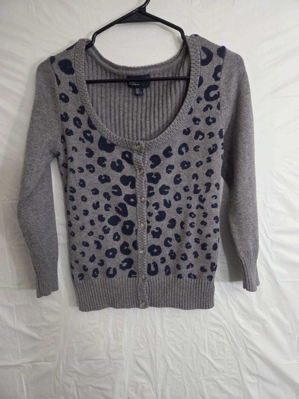 AE Cardigan Womens Size M Wool-Cotton Round-Neck Button Leopard Print Y2K